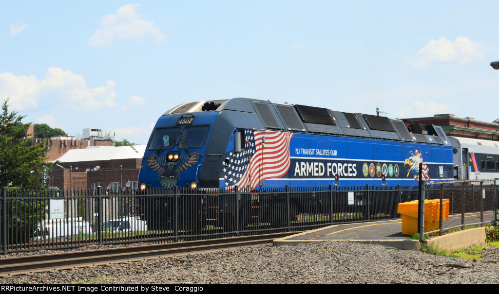 NJT 4502 Profile Shot